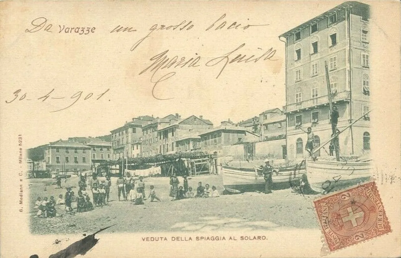 Cartolina storica della spiaggia al Solaro di Varazze, 1901: il litorale sabbioso con i bagni e la passeggiata